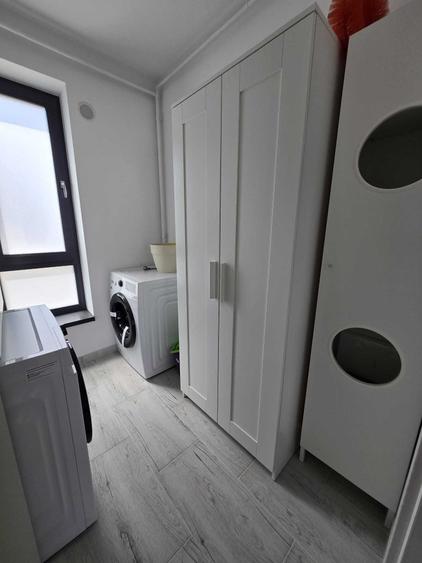 Casă cu 3 camere cu Teren 55 Mp în Exterior Vest