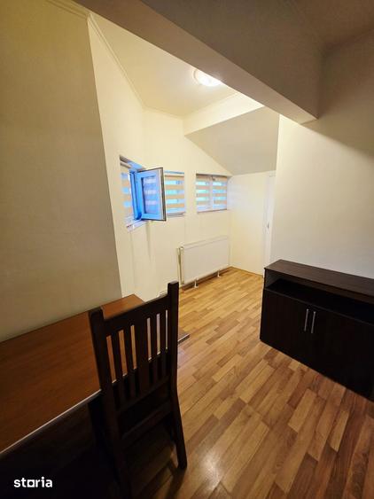 Apartament cu 4 camere în Nicolina