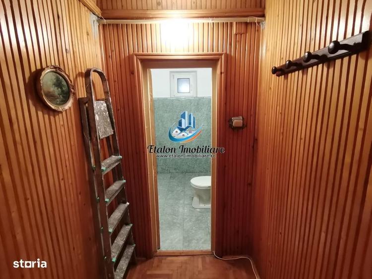 Apartament cu 3 camere decomandat în 1 Mai