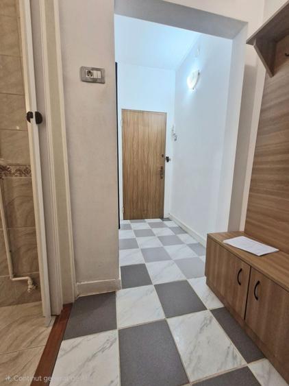 Garsonieră semidecomandată, mobilată în P-ța Muncii