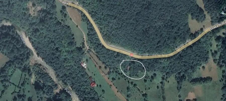 Casă cu 4 camere cu Teren 1500 Mp în Lepșa