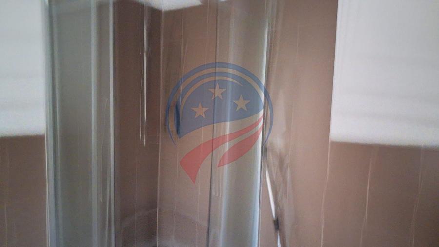 Casă individuală cu 3 camere cu Canalizare în Central