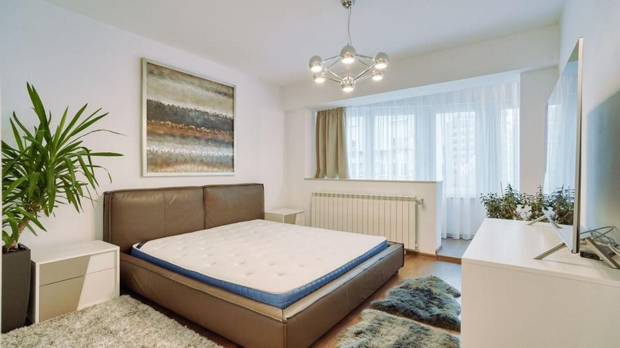 Apartament cu 4 camere decomandat, mobilat în Centrul Civic