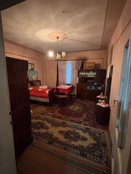 Casă cu 4 camere în Micfalău