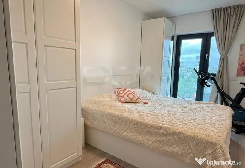 Apartament cu 5 camere decomandat în Herăstrău