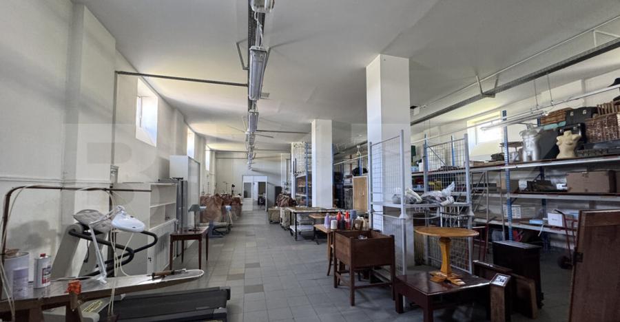 Spațiu comercial, de 1,600 mp, în Răcarii de Jos