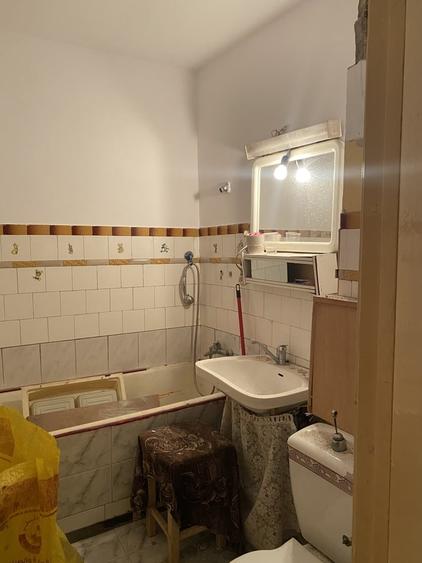Apartament semidecomandat în Liviu Rebreanu