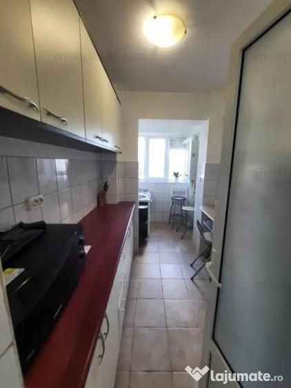 Apartament cu 2 camere decomandat în Hala Centrală