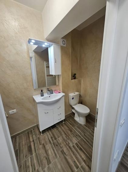 Apartament cu 2 camere decomandat, mobilat în Mamaia-Sat