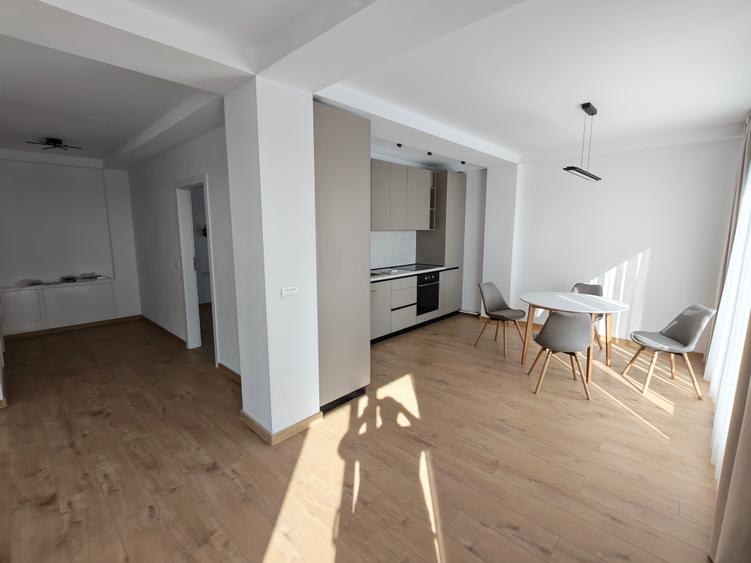 Apartament cu 2 camere semidecomandat, mobilat în Moșnița Nouă