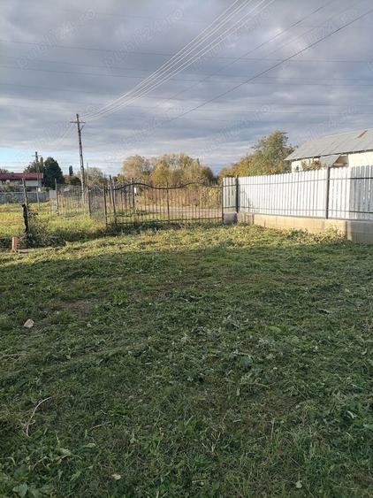 Casă cu 2 camere cu Teren 1440 Mp în Central
