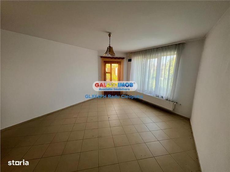 Casă cu 4 camere cu Teren 1600 Mp în Strejnicu