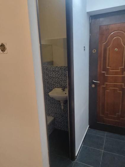 Garsonieră nedecomandată în Take Ionescu