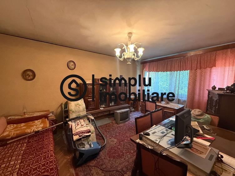 Apartament cu 3 camere decomandat în Brazda lui Novac