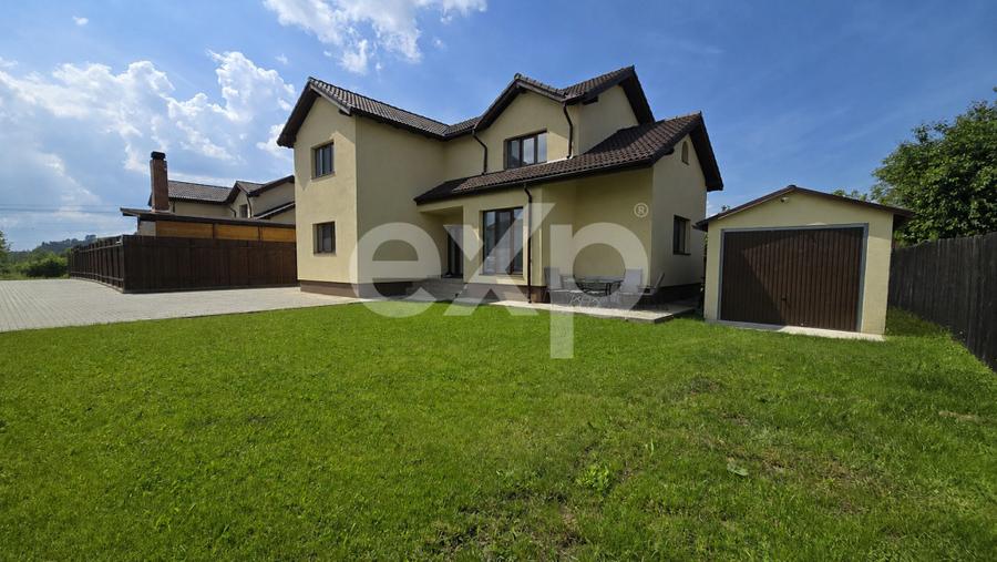 Casă cu 5 camere cu Canalizare în Hărman