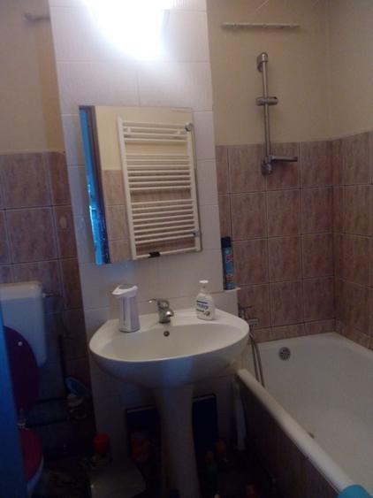 Apartament cu 2 camere decomandat în Miorița
