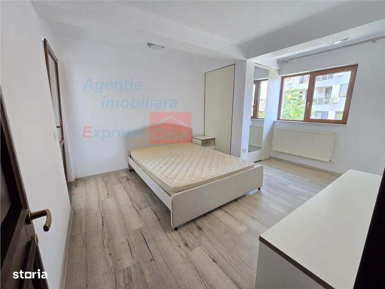 Apartament cu 2 camere decomandat în Gară