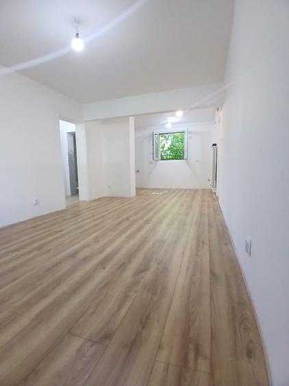 Apartament cu 3 camere în Ștefan cel Mare