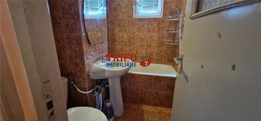 Apartament cu 3 camere decomandat, mobilat în Ampoi 1