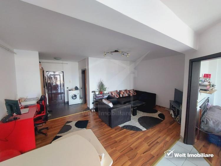 Apartament cu 2 camere semidecomandat, mobilat în Bună Ziua