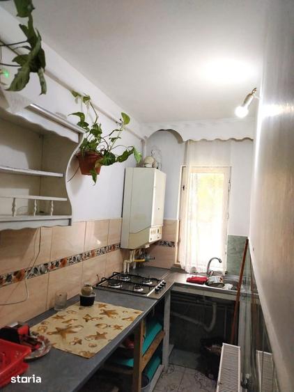 Garsoniera 27mp zona Unitatea Militara mobilata 31.700eur neg - 10