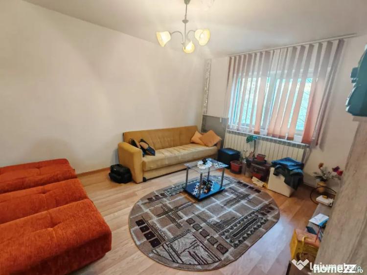 Apartament cu 3 camere decomandat în Inel I