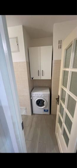 Apartament cu 2 camere decomandat în Rovine
