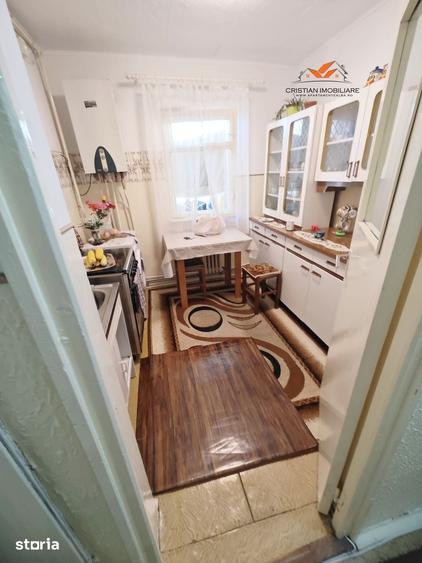 Apartament cu 2 camere decomandat în Cetate