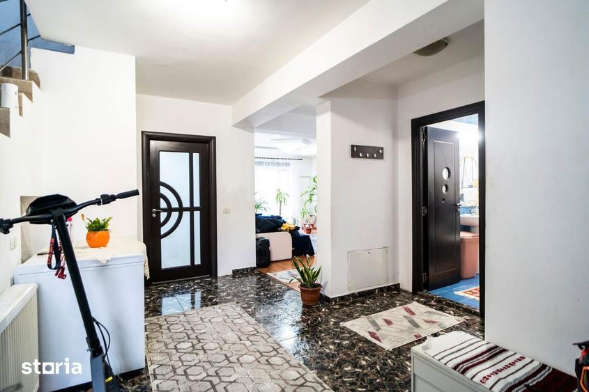 Casă cu 5 camere cu Teren 434 Mp în Ciorogârla