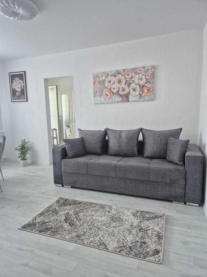 Apartament cu 2 camere semidecomandat în Exterior Vest