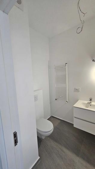 Apartament cu 2 camere decomandat în Lacul Morii