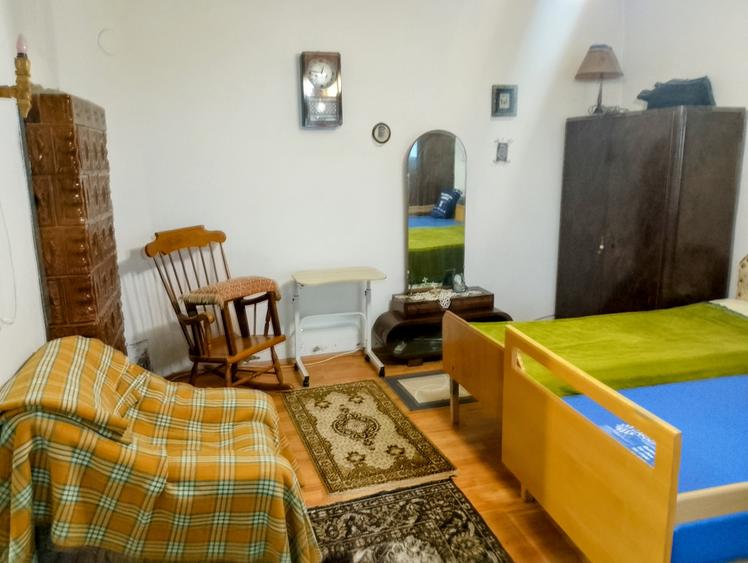 Casă individuală cu 2 camere cu Canalizare în Telegrafului