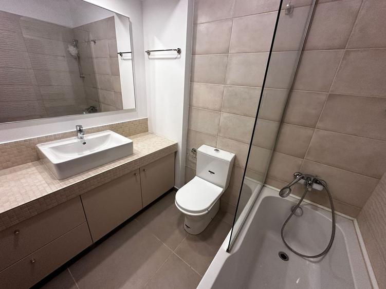 Apartament cu 2 camere semidecomandat, mobilat în Basarab