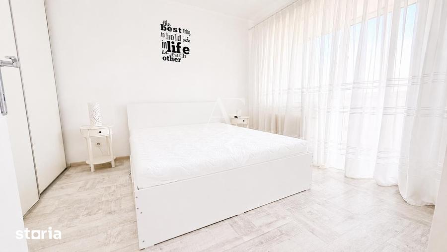 Apartament cu 2 camere semidecomandat, mobilat în Decebal