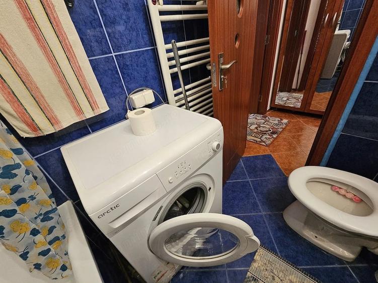 Garsonieră decomandată în Drumul Carului