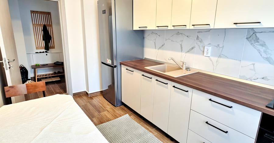 Apartament cu 2 camere decomandat în Titan