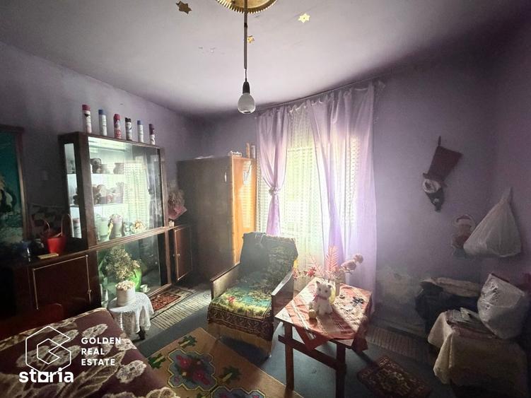 Casă cu 4 camere cu Teren 540 Mp în Grădiște