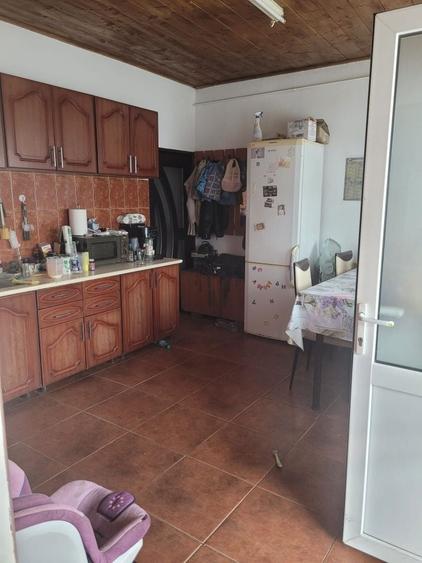 Casă cu 4 camere în Sârbi