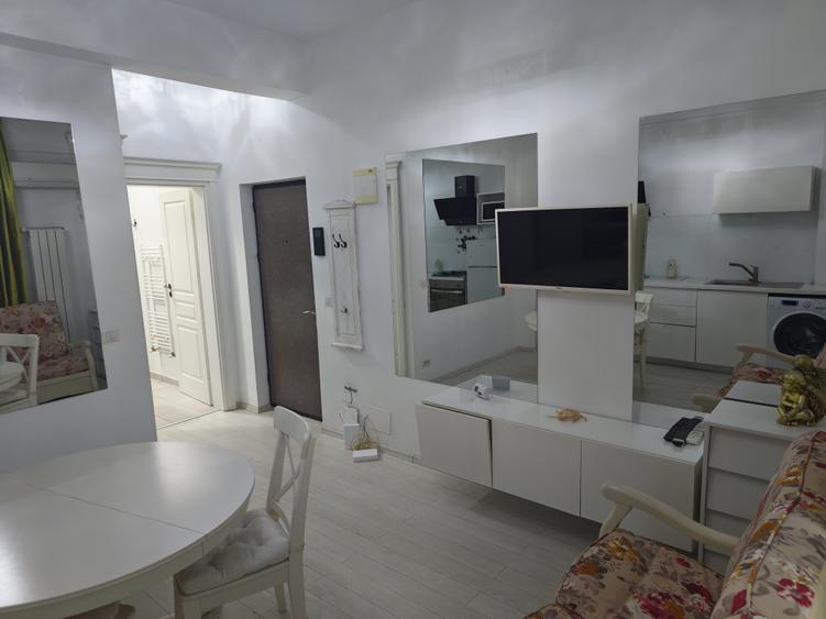 Apartament cu 2 camere semidecomandat în Năvodari Tabără