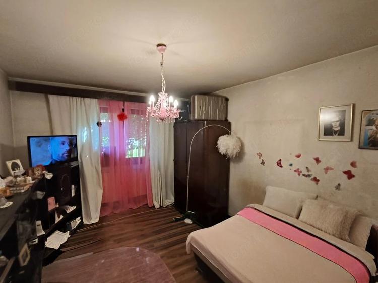 Apartament cu 2 camere decomandat în 9 Mai