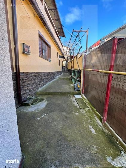 Casă cu 5 camere cu Teren 262 Mp în Central