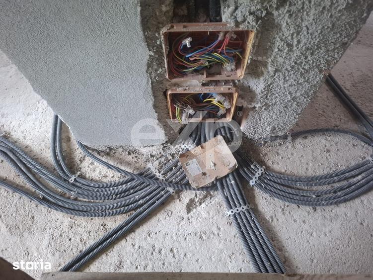 Casă cu 4 camere cu Teren 3400 Mp în Urleta