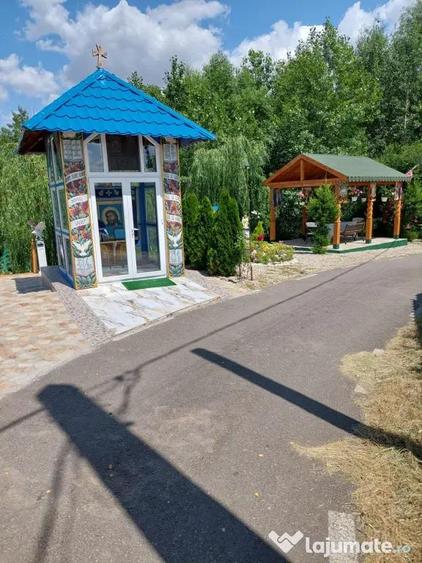 Casă cu 2 camere cu Teren 4500 Mp în Ionești