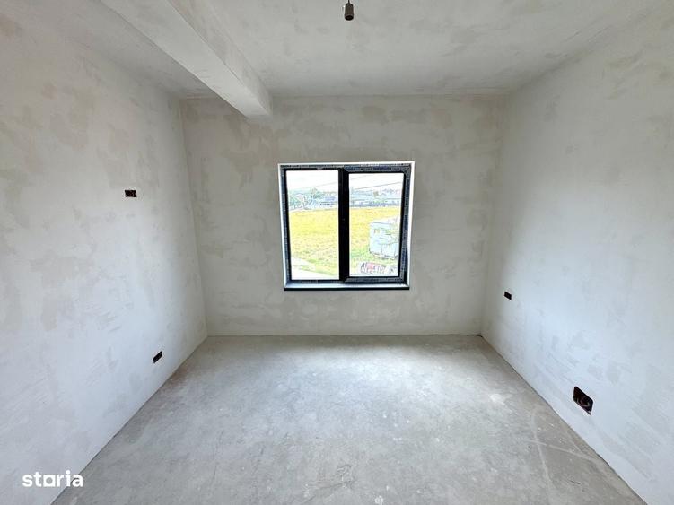Casă cu 4 camere în Dancu