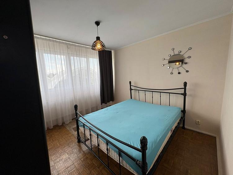 Apartament cu 2 camere decomandat, mobilat în Eroii Revoluției