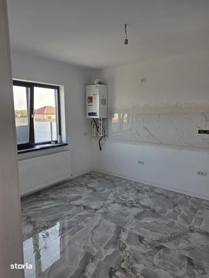 Casă cu 3 camere cu Teren 85 Mp în Valu lui Traian