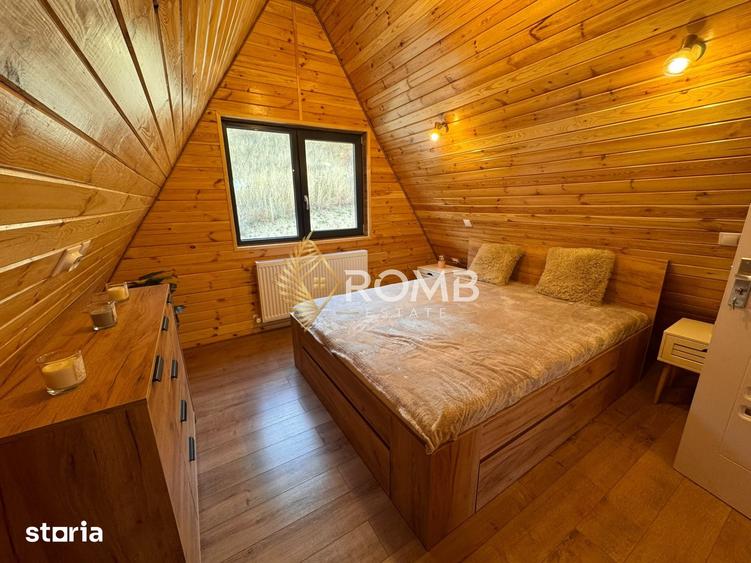 Casă cu 4 camere cu Teren 1000 Mp în Vale