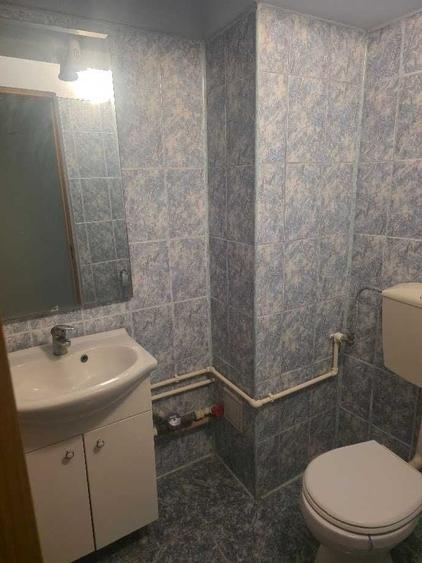 Apartament cu 3 camere decomandat în Sud