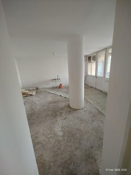 Apartament cu 3 camere decomandat în Griviței