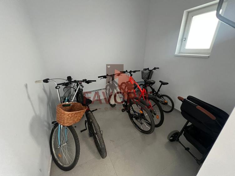 Apartament cu 2 camere decomandat, mobilat în Freidorf